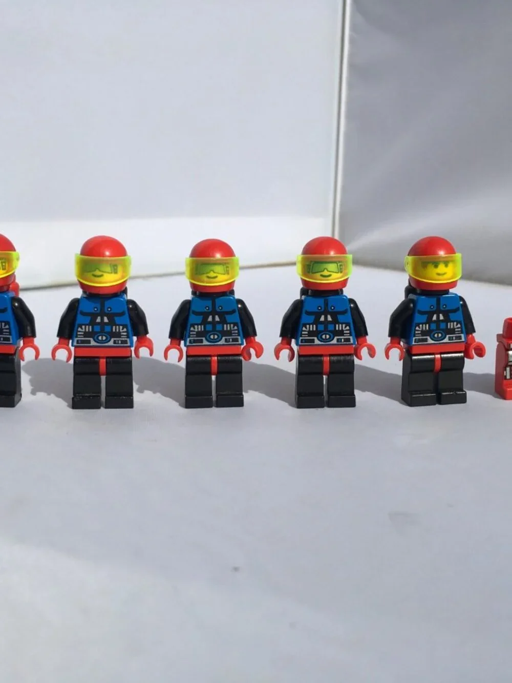 Space LEGO Spyrius‎ 5x Minifigures Various Accessories Vintage